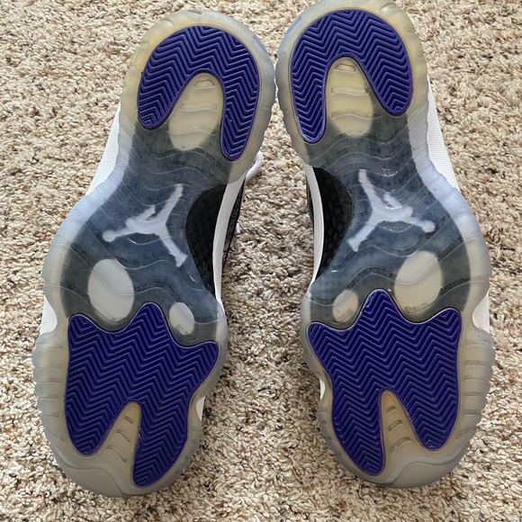 Air Jordan Concord 2011 size 12 - Picture 6 of 7